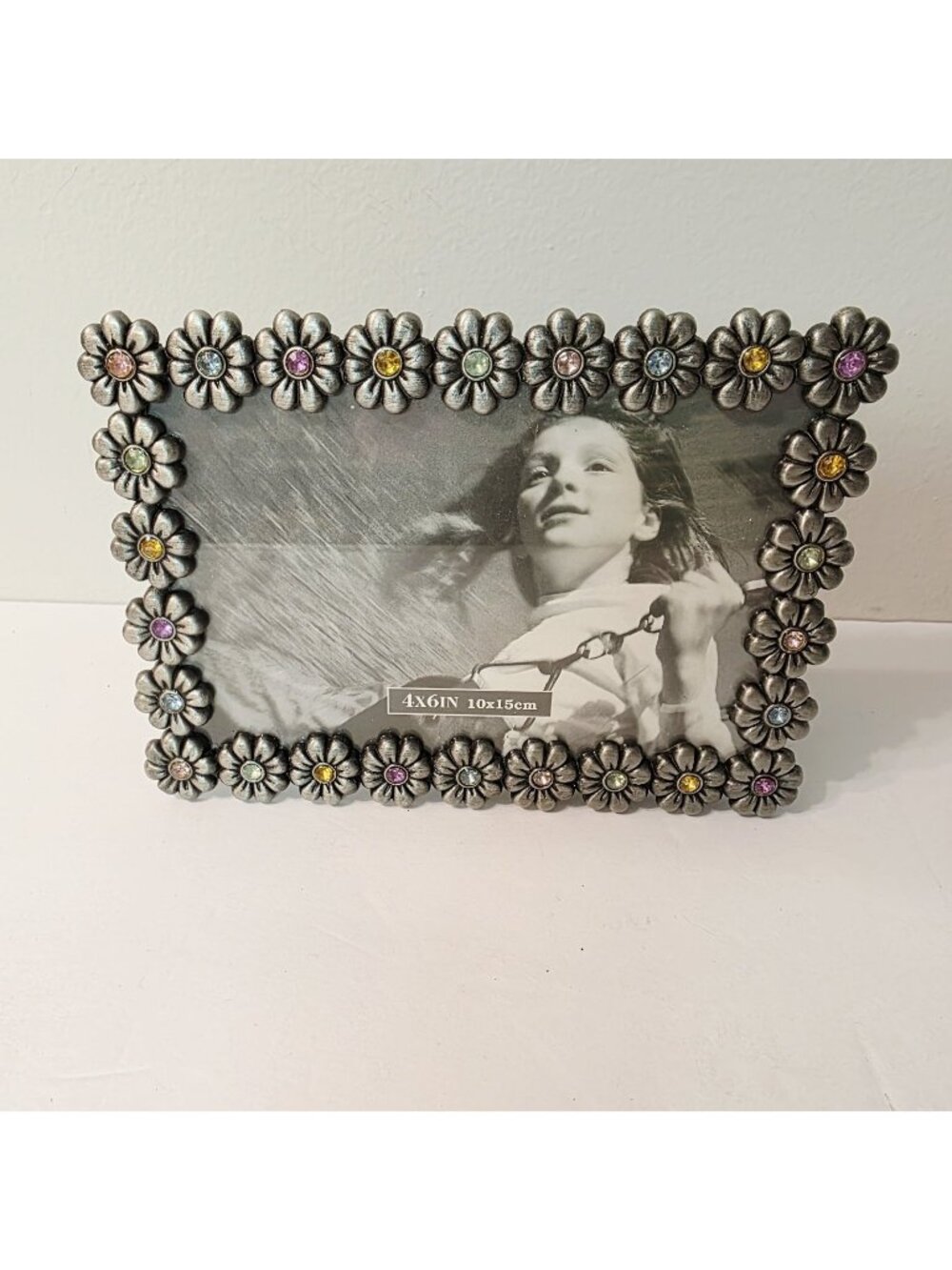 Vtg Floral Silver Tone Rhinestone Accent Free Standing Wall Photo Picture Frame